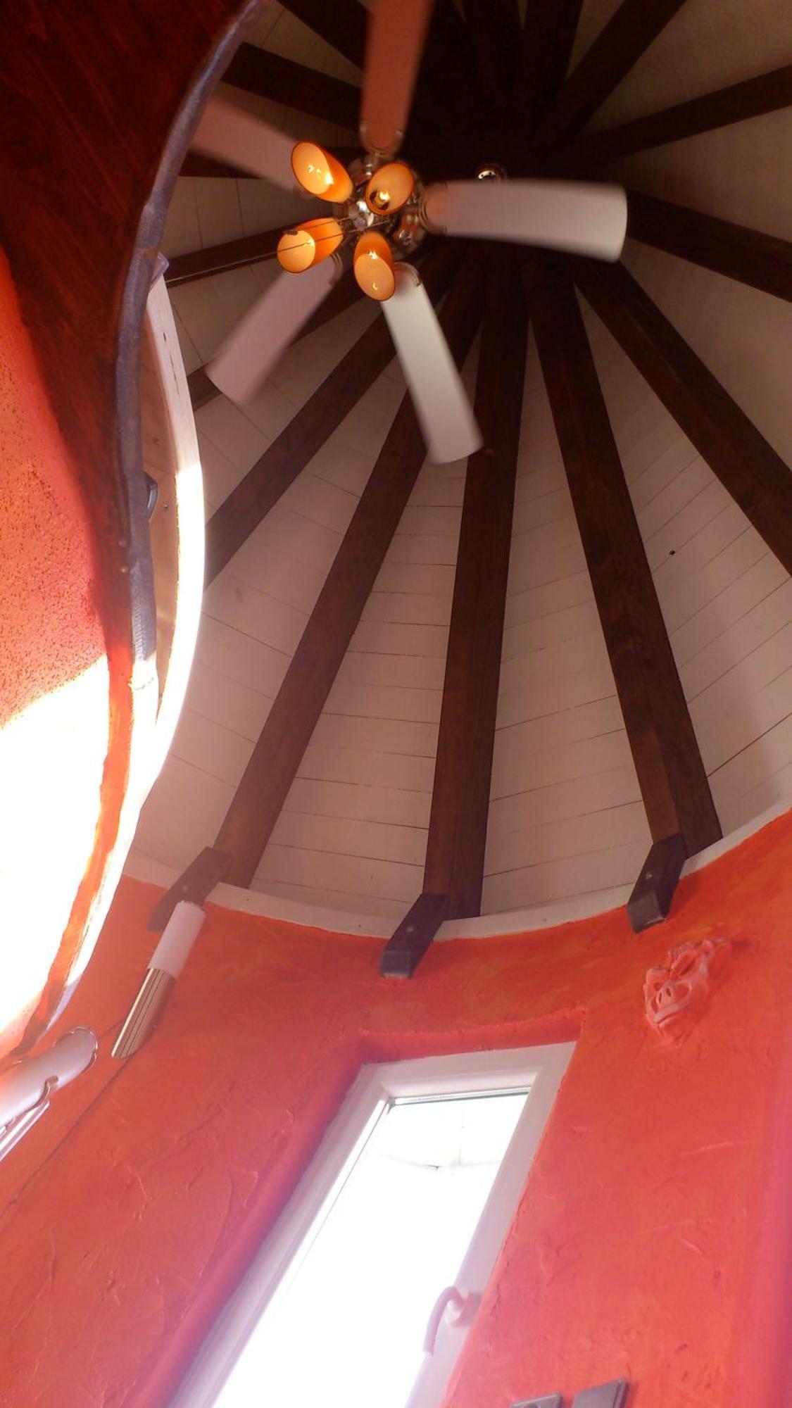 Am Turm *